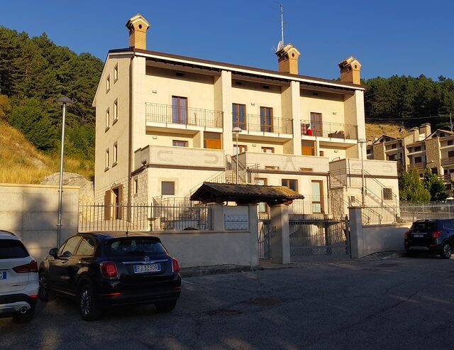 Pescocostanzo, recente costruzione a due passi dal centro storico.